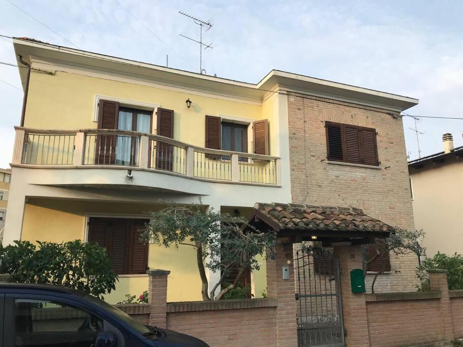 Villa Parisi Luxury Italian Villa Фано Екстериор снимка